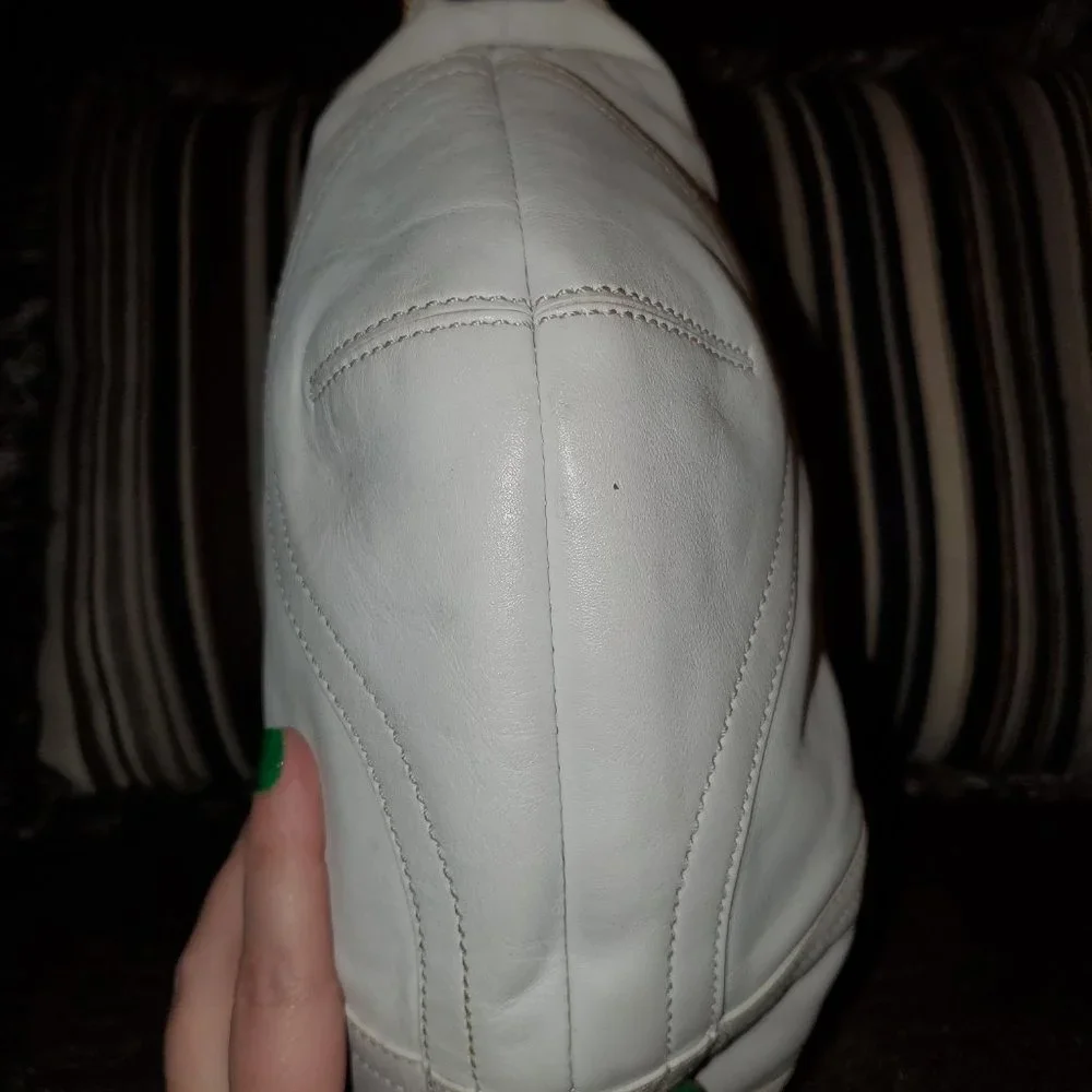 EUC Coach hobo bag - Picture 4 of 9